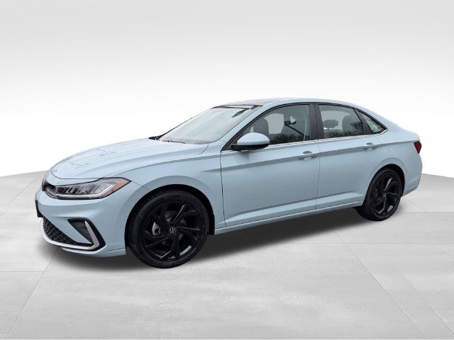New 2027 Volkswagen Jetta SE FWD image 3