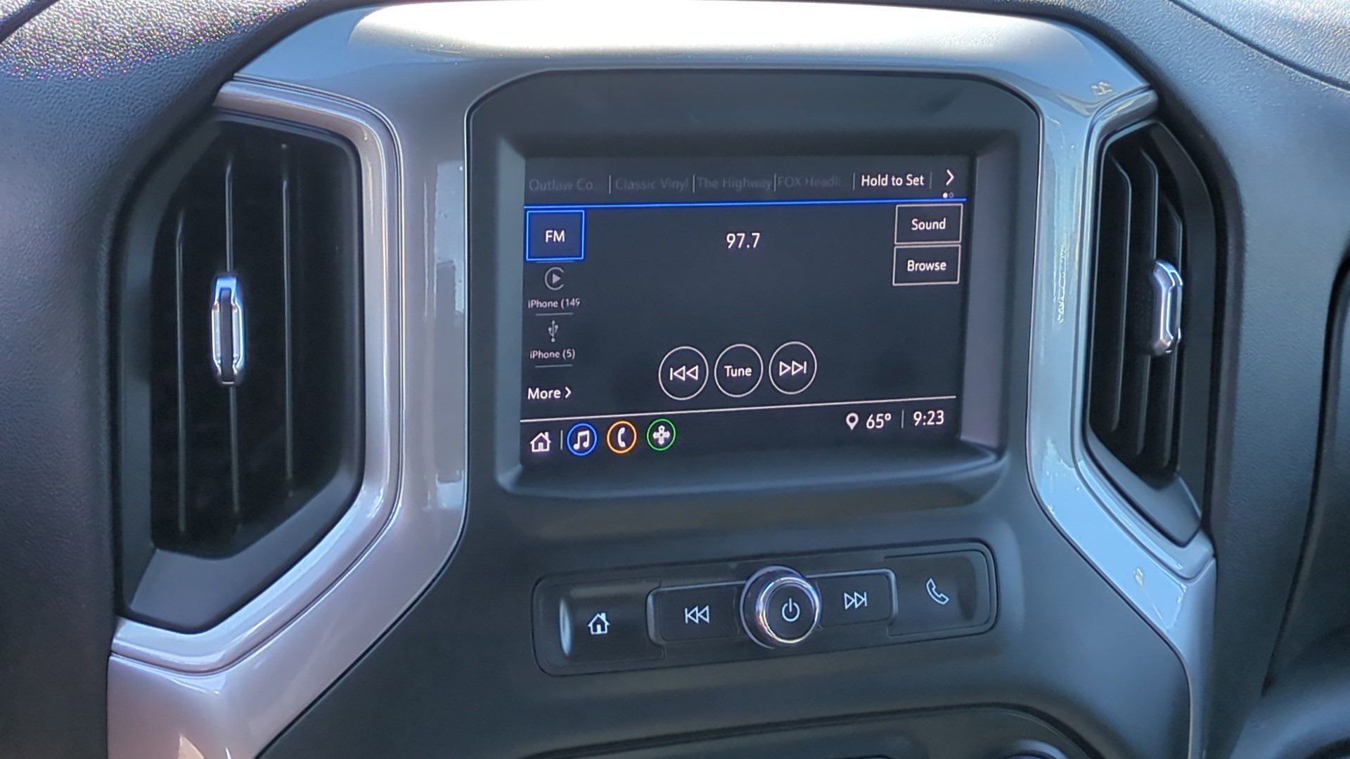 Used 2024 Chevrolet Silverado 2500 Custom w/ Custom Value Package AWD/4WD image 15