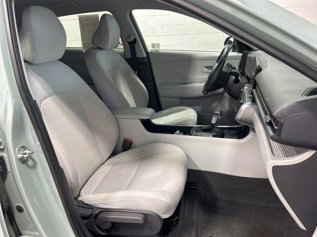 Used 2024 Hyundai Kona SEL AWD/4WD image 12