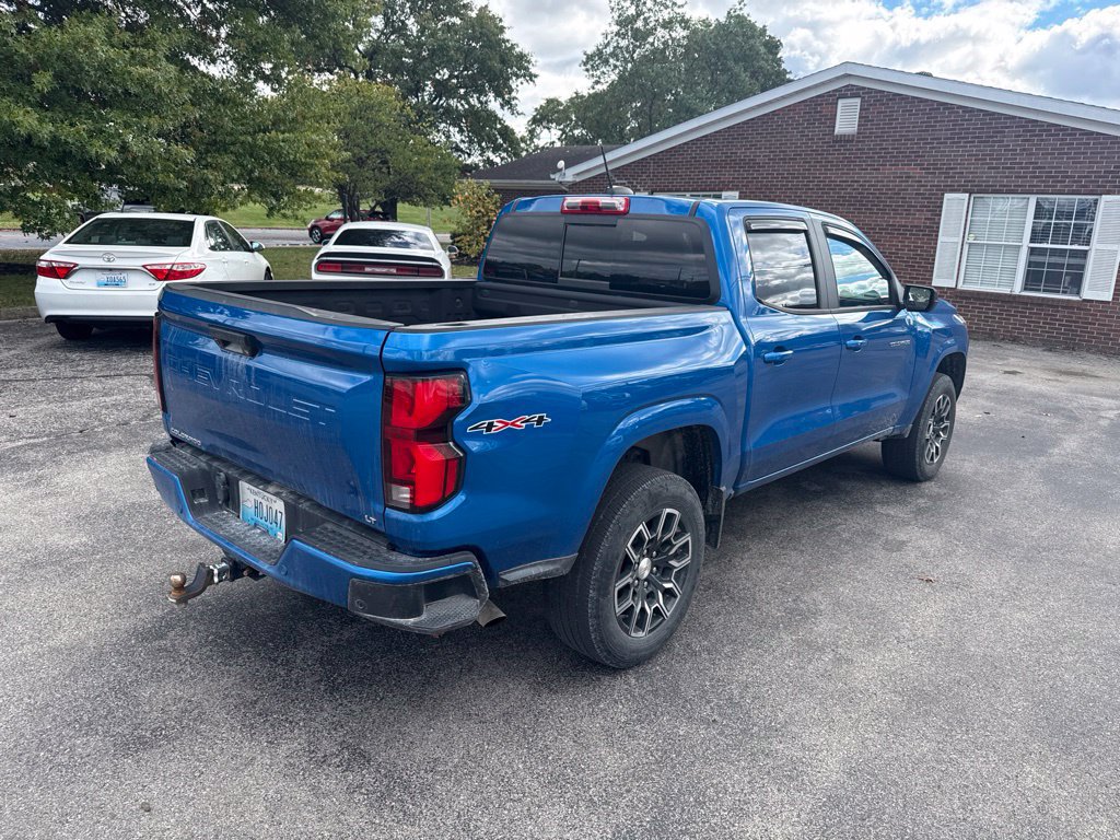 Used 2023 Chevrolet Colorado LT w/ LT Convenience Package III AWD/4WD image 3