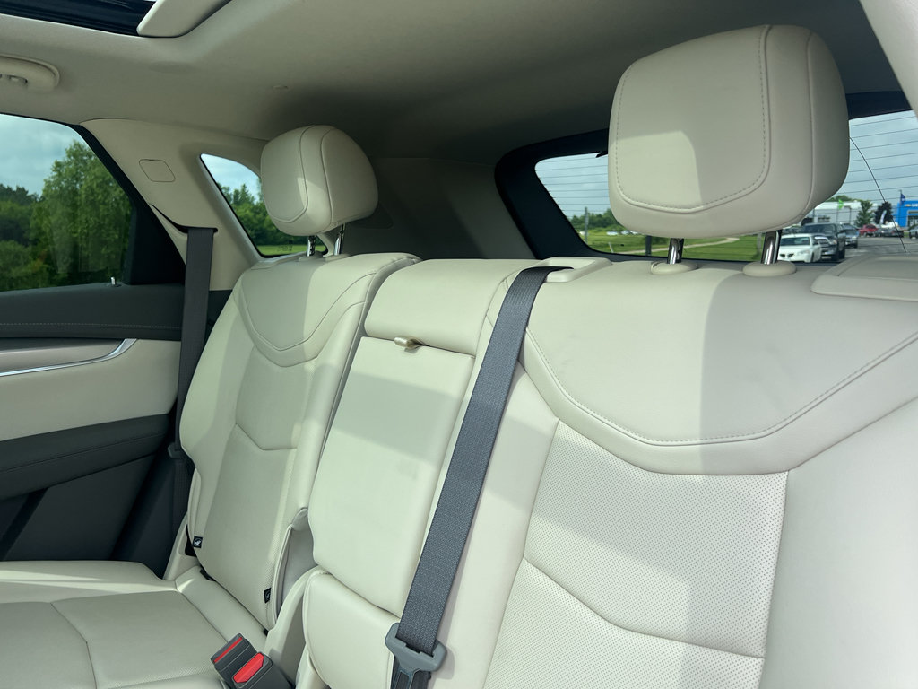 Used 2024 Cadillac XT5 Premium Luxury AWD/4WD image 36