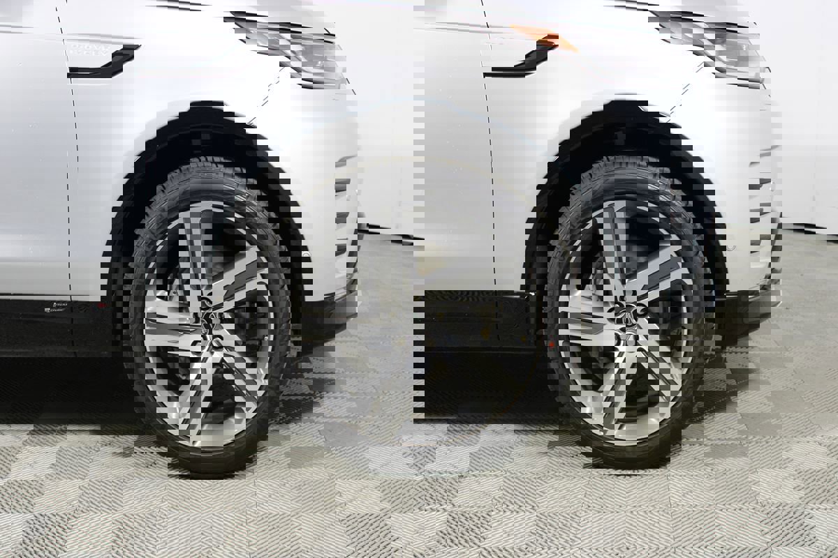 Used 2022 Land Rover Discovery S R-Dynamic image 45