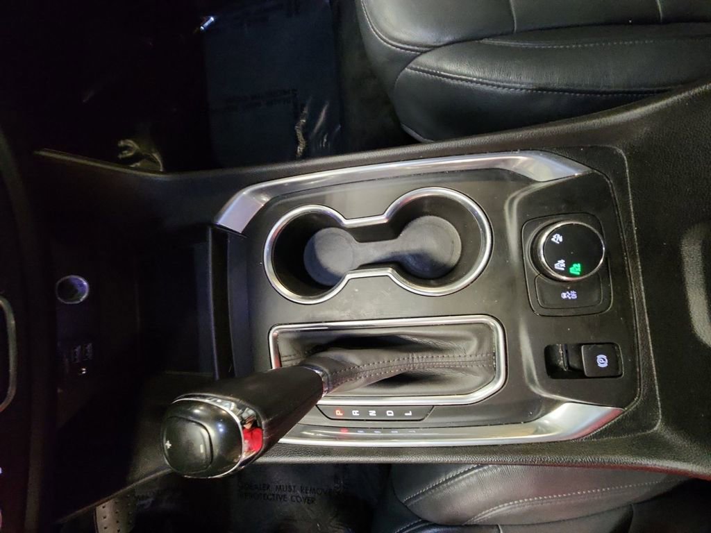 Used 2020 Chevrolet Traverse LT w/ LT Premium Package image 21