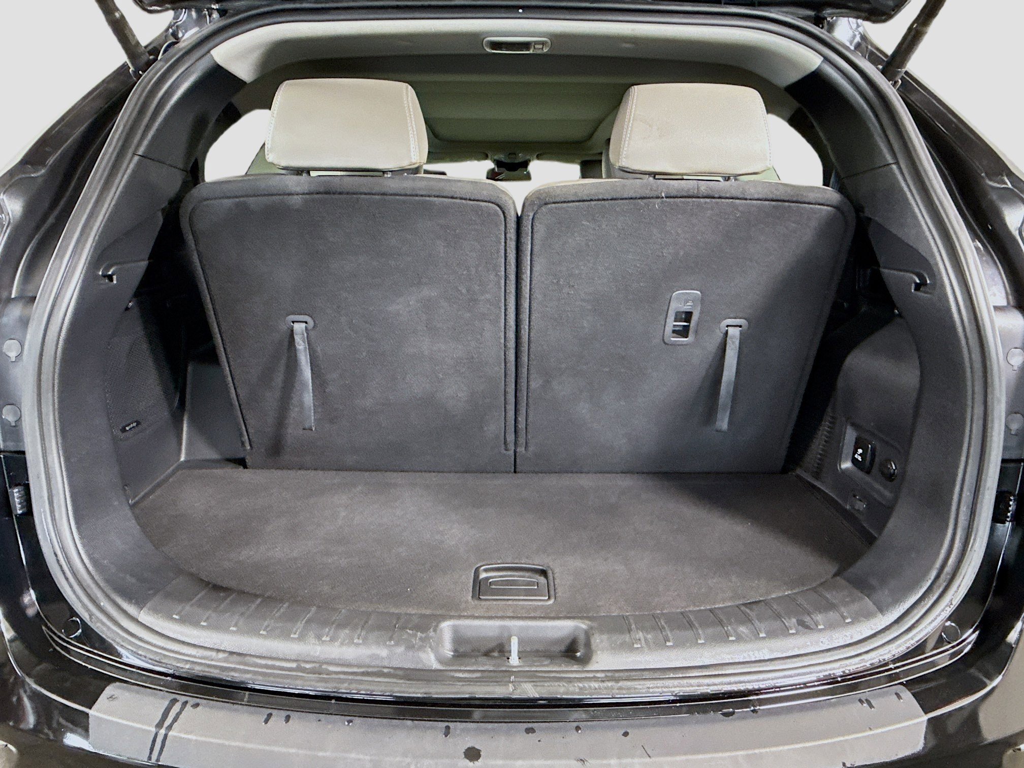 Used 2017 Hyundai Santa Fe Limited w/ Cargo Package image 35