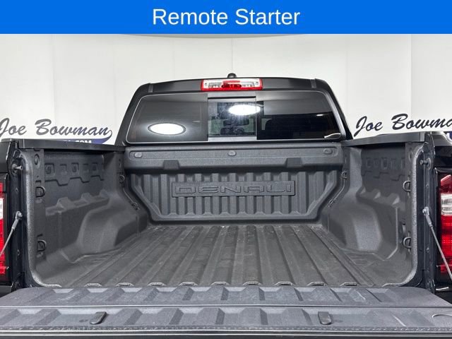 Used 2024 GMC Canyon Denali image 9