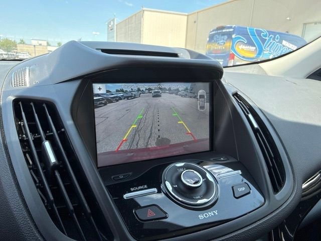 Used 2018 Ford Escape Titanium w/ Ford Safe & Smart Package AWD/4WD image 24