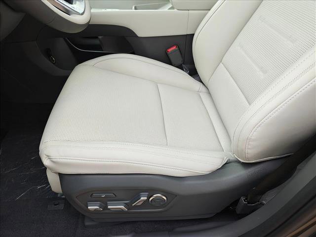 New 2026 Hyundai Santa Fe Calligraphy FWD image 4