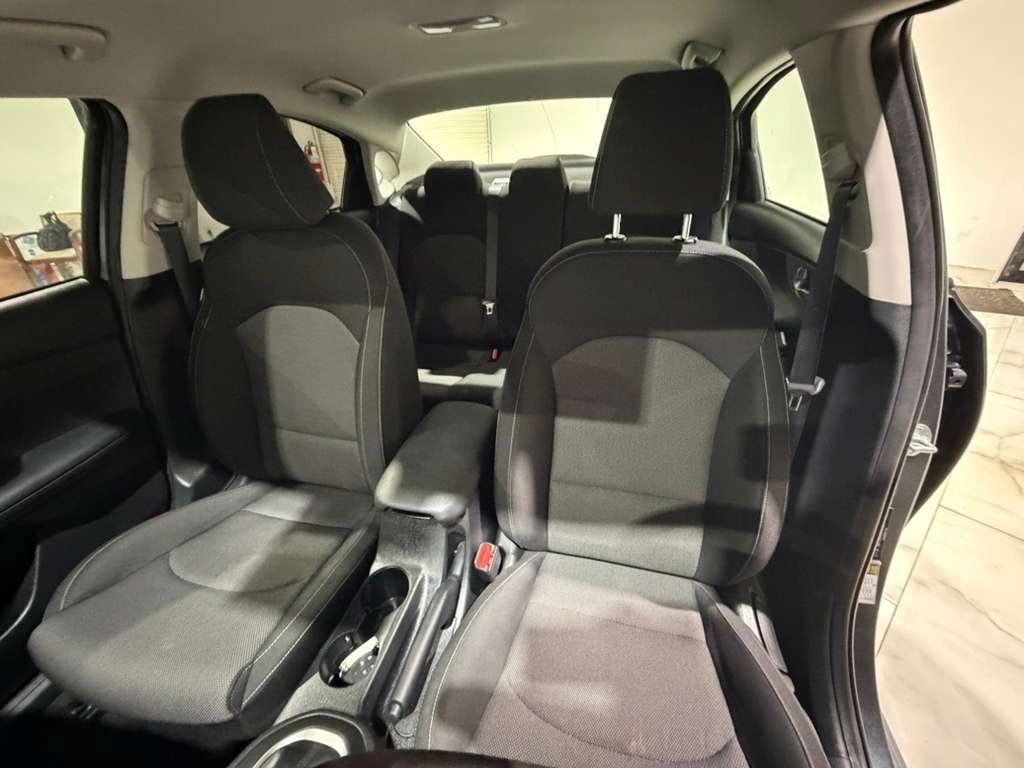 Used 2024 Kia Forte LXS FWD image 18