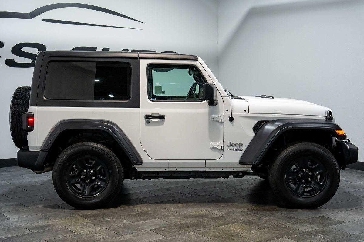 Used 2020 Jeep Wrangler Sport AWD/4WD image 8