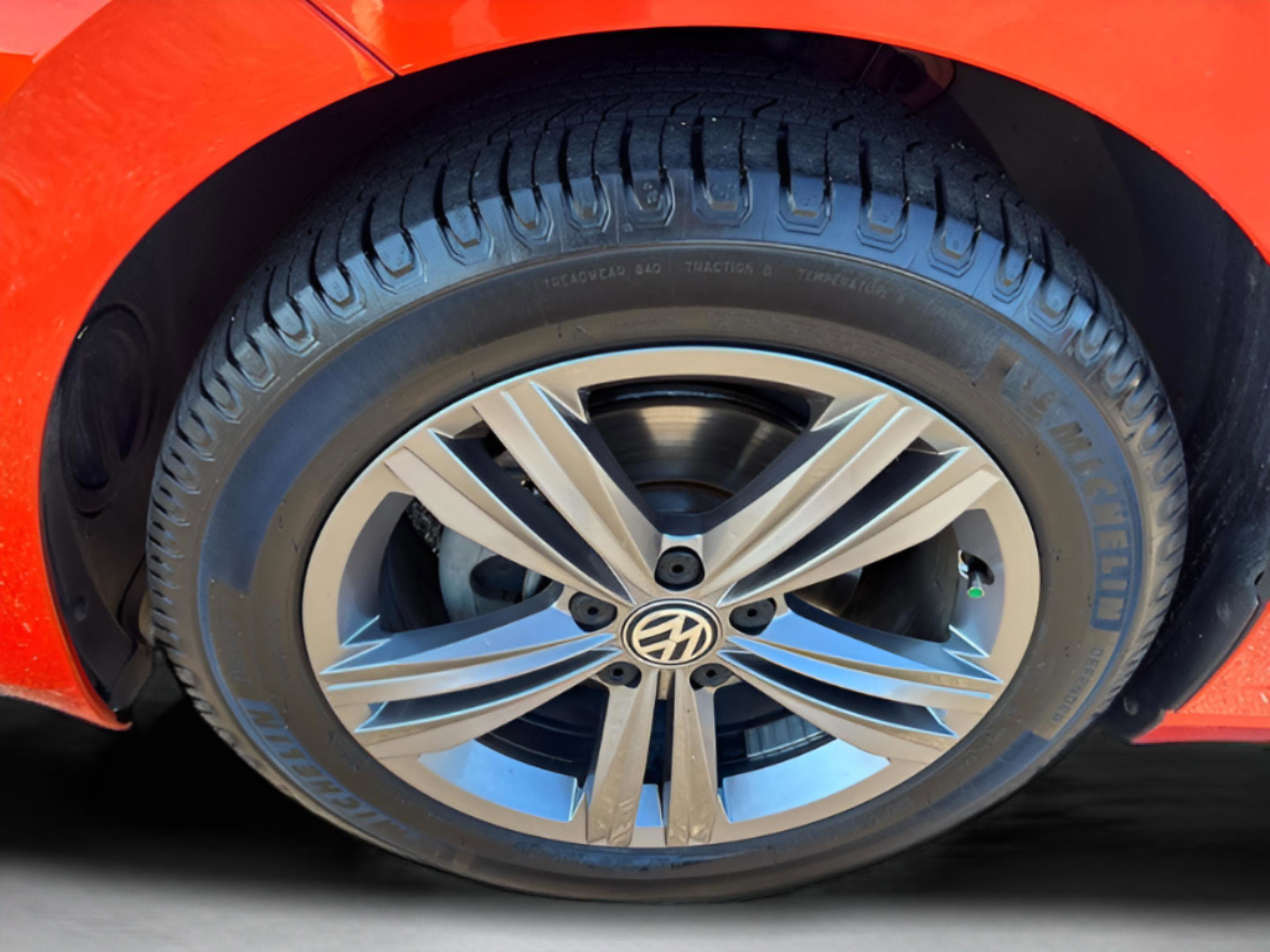 Used 2019 Volkswagen Jetta R-Line image 10