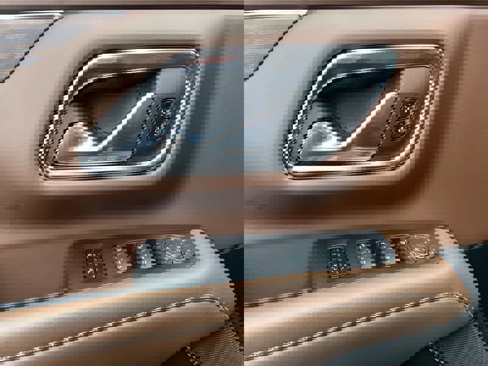 Used 2023 Chevrolet Tahoe High Country image 12