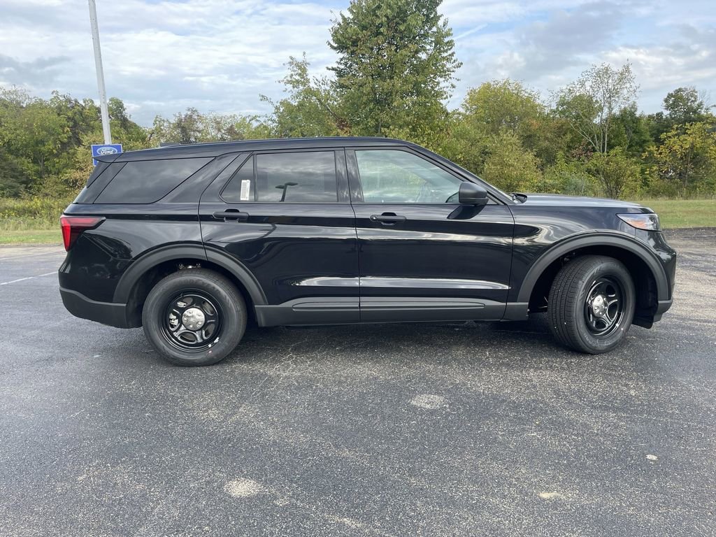 New 2025 Ford Explorer 4WD Police Interceptor image 2