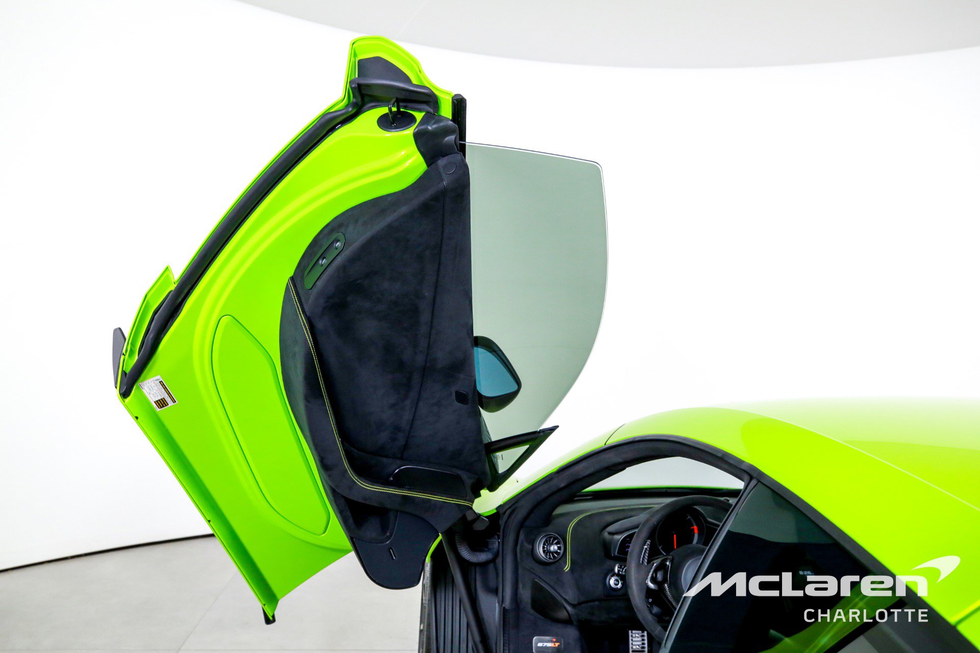 Used 2016 McLaren 675LT Coupe image 10