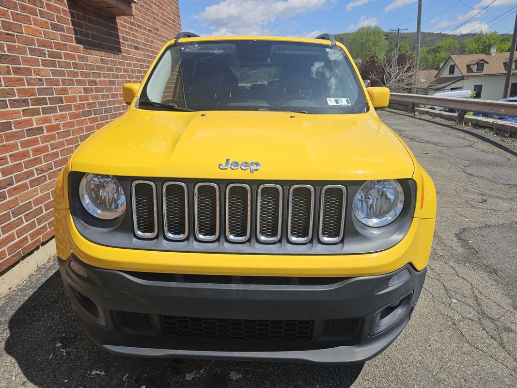 Used 2015 Jeep Renegade Latitude w/ Popular Equipment Group AWD/4WD image 6