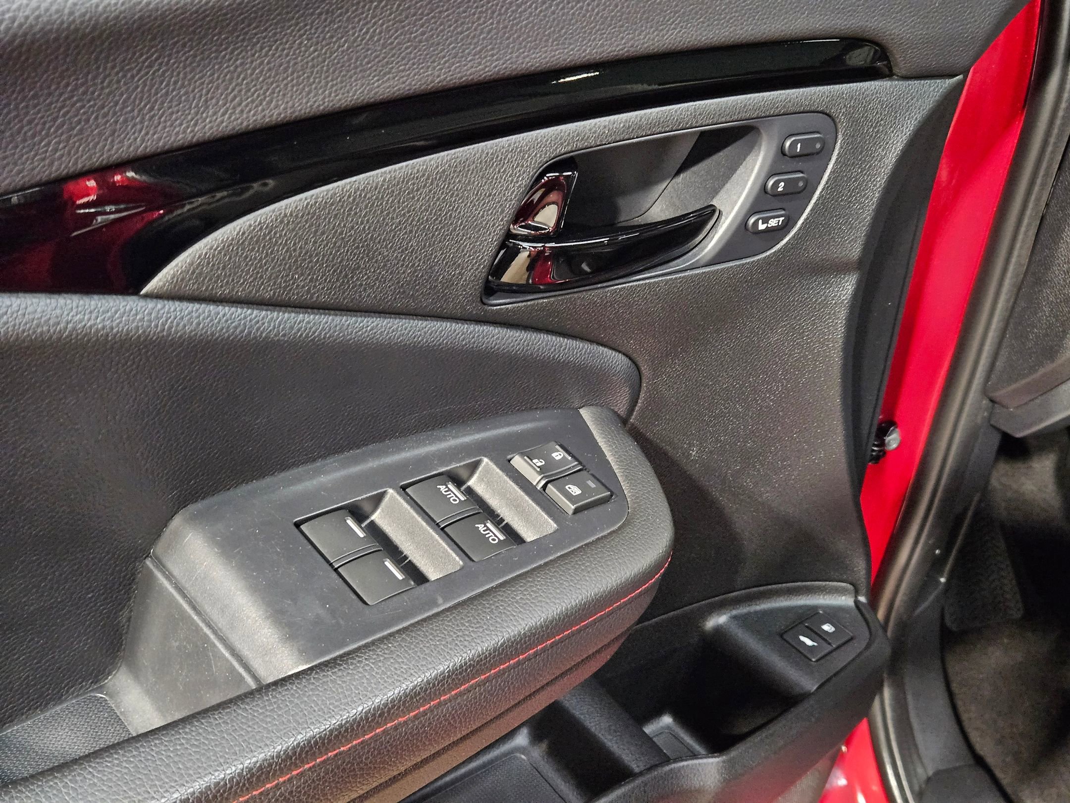 Used 2025 Honda Passport Black Edition image 21