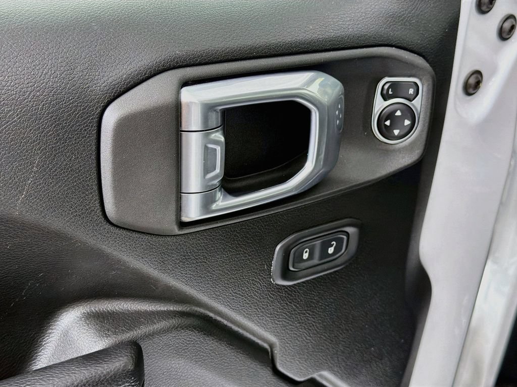 Used 2022 Jeep Gladiator Sport AWD/4WD image 31