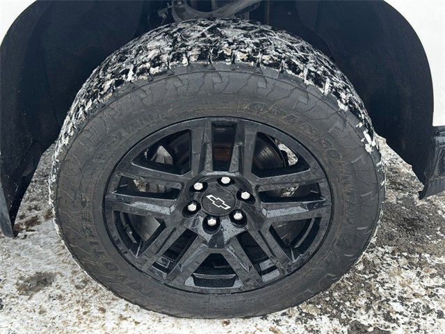 Used 2022 Chevrolet Silverado 1500 LT Trail Boss w/ Convenience Package II image 9