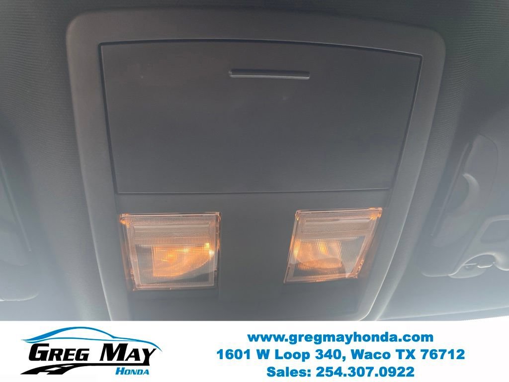 Used 2016 Dodge Challenger SXT w/ Cold Weather Group RWD image 20