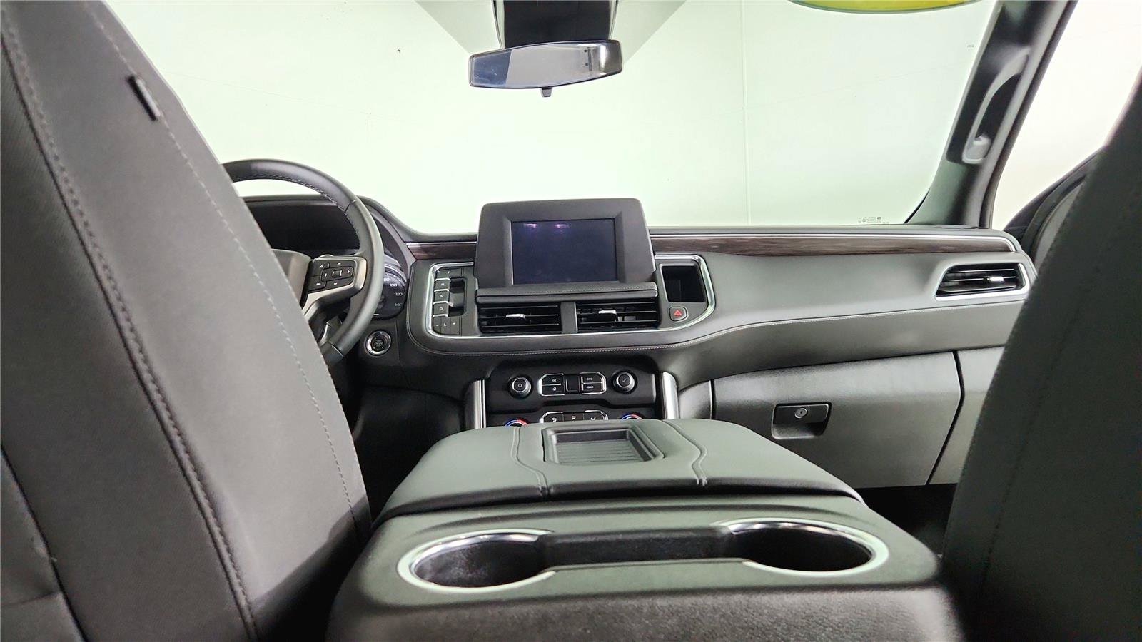 Used 2024 Chevrolet Tahoe LS AWD/4WD image 20