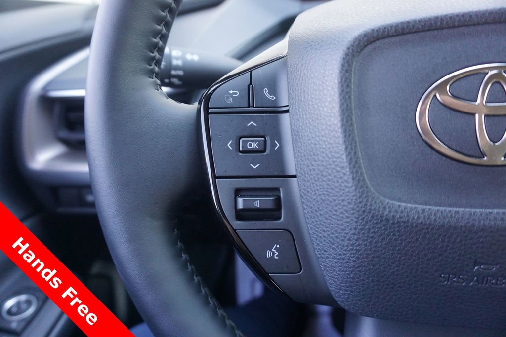 Used 2024 Toyota Prius XLE AWD/4WD image 4