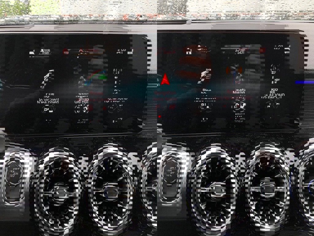 New 2023 Mercedes-Benz EQB 300 4MATIC image 22