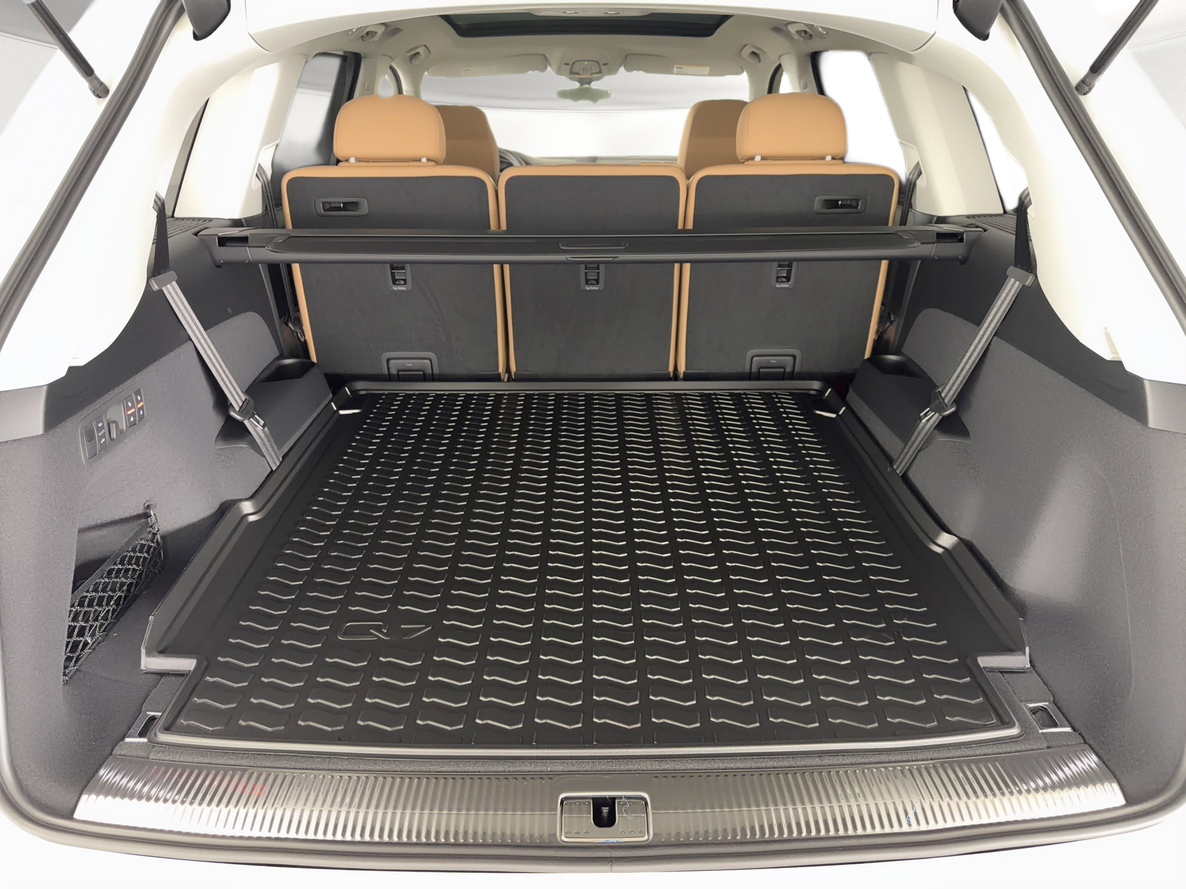 New 2026 Audi Q7 3.0T Premium Plus AWD/4WD image 13