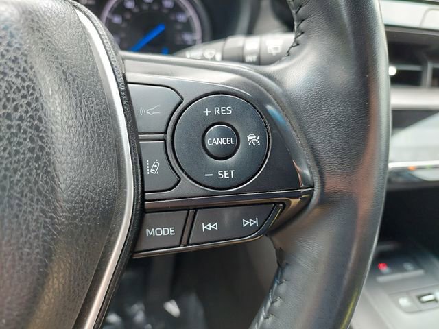 Used 2024 Toyota Venza LE AWD/4WD image 32