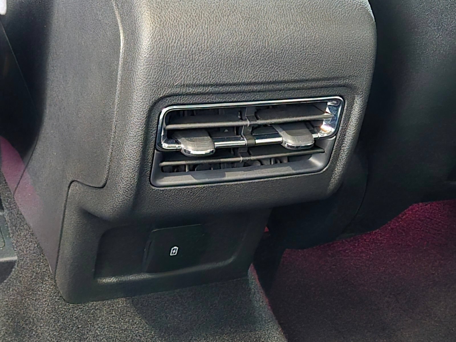 New 2025 Lincoln Corsair Grand Touring w/ Rear Removable Package Tray AWD/4WD image 17
