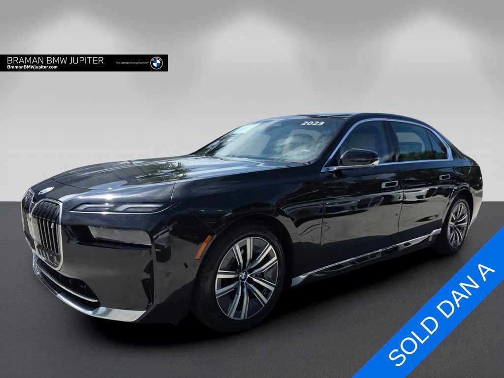 Certified 2023 BMW i7 xDrive60 w/ Parking Assistance Package AWD/4WD image 7