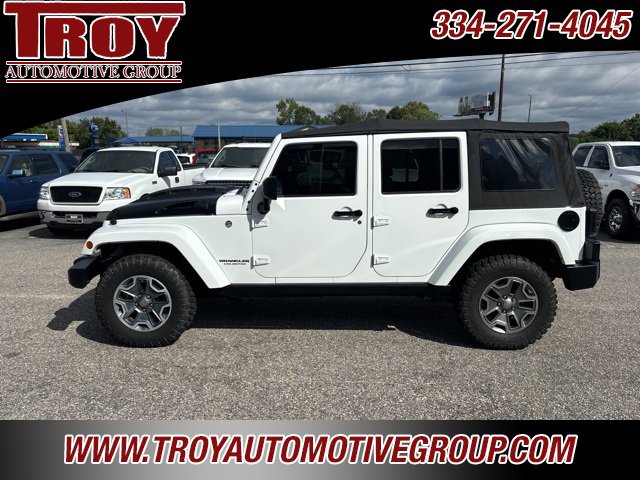 Used 2017 Jeep Wrangler Unlimited Rubicon w/ Connectivity Group image 16