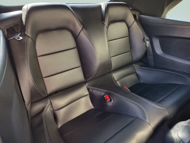 Used 2015 Ford Mustang Premium RWD image 30