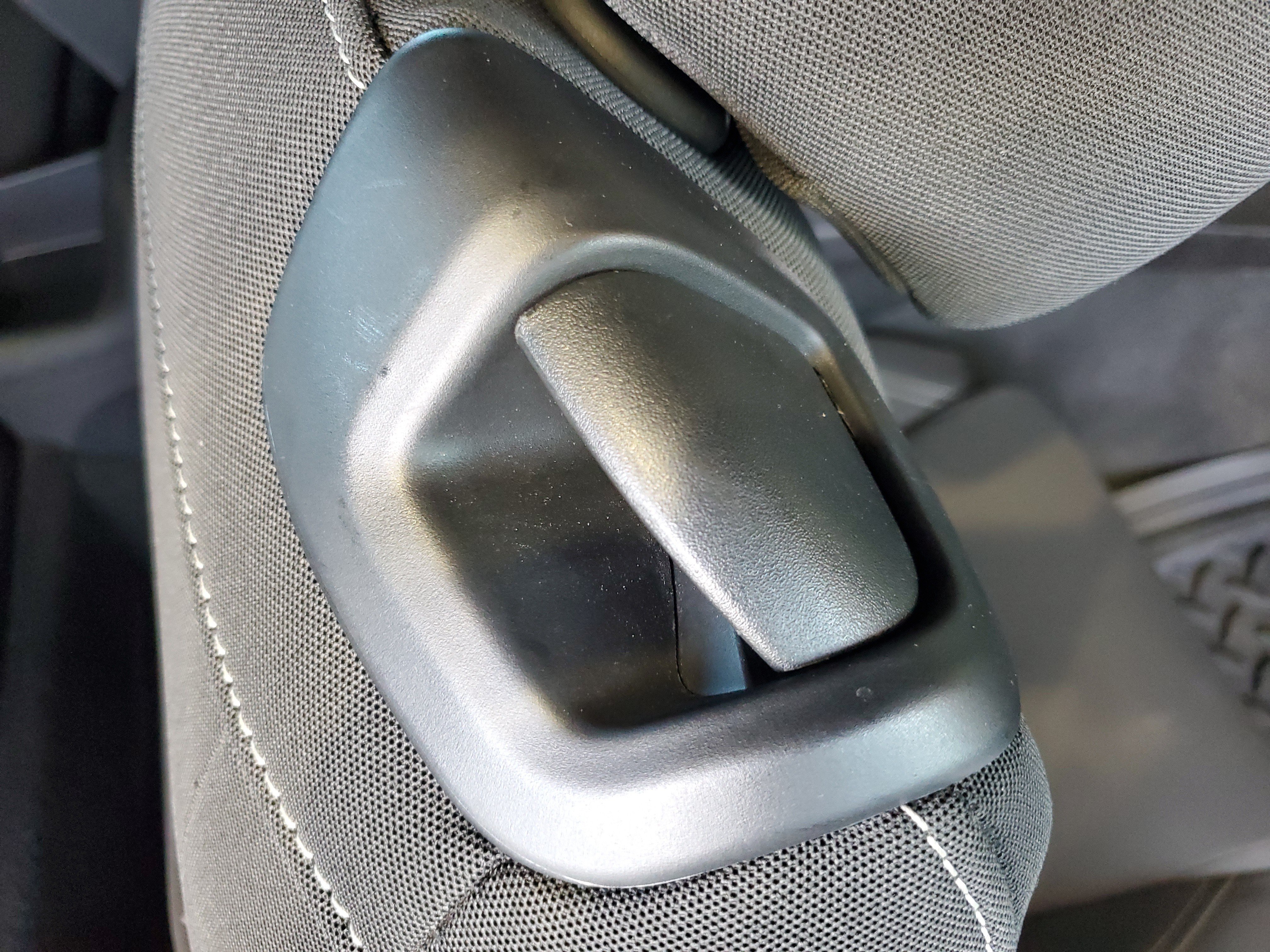 Used 2022 Chevrolet Camaro LS RWD image 8