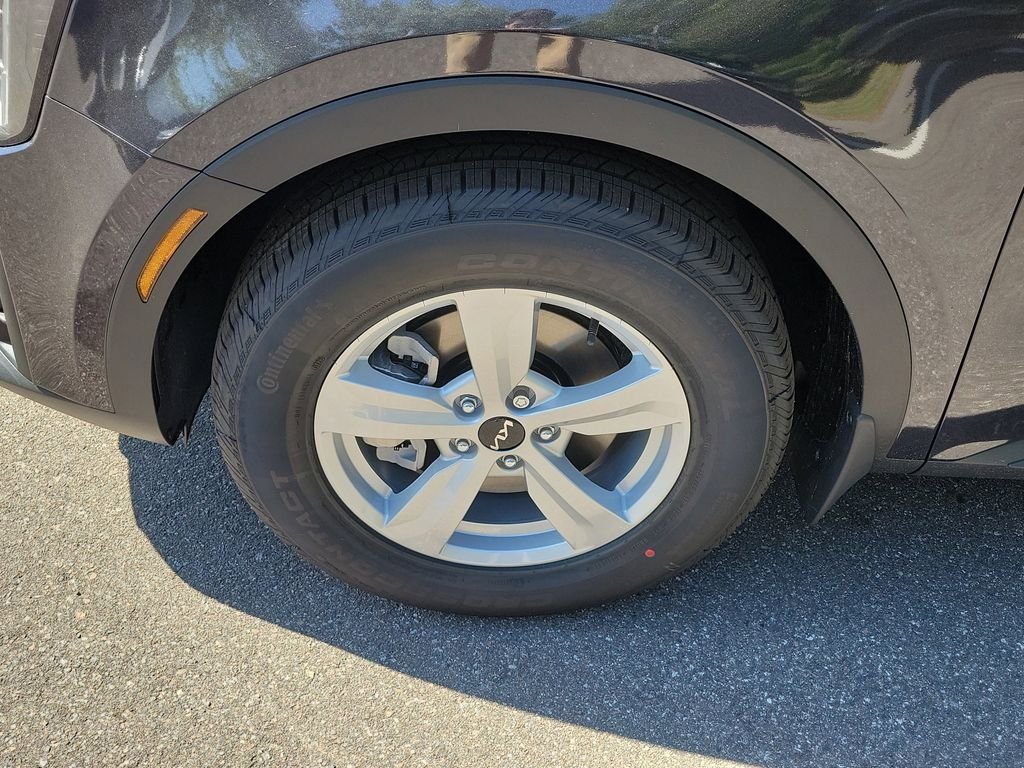New 2026 Kia Sorento LX FWD image 35