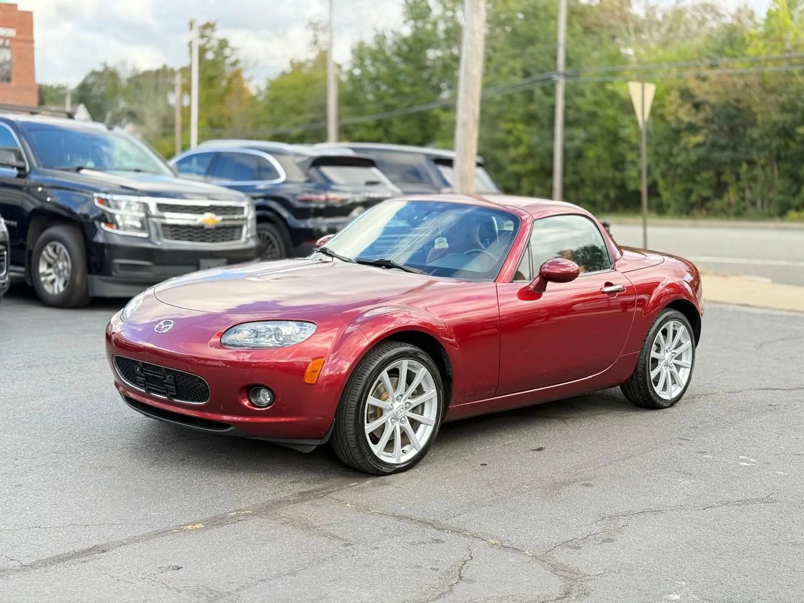 Used 2007 MAZDA MX-5 Miata Grand Touring w/ Premium Pkg RWD image 3