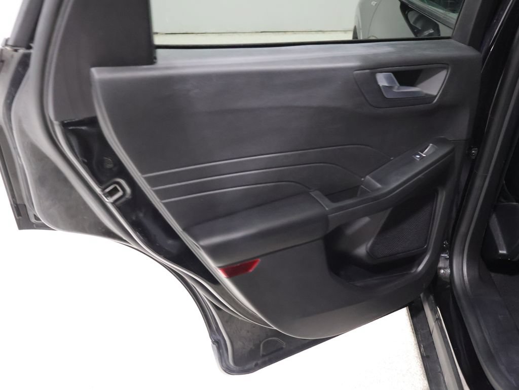 Used 2024 Ford Escape ST-Line AWD/4WD image 18