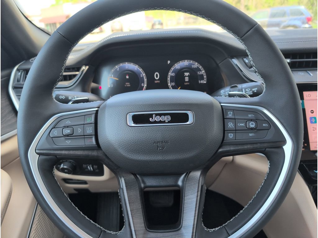 New 2026 Jeep Grand Cherokee Limited image 22