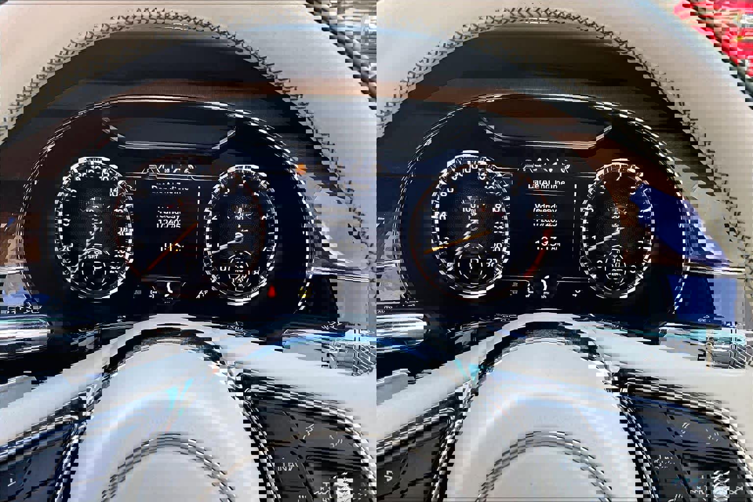 Used 2023 Bentley Continental GT Azure image 22