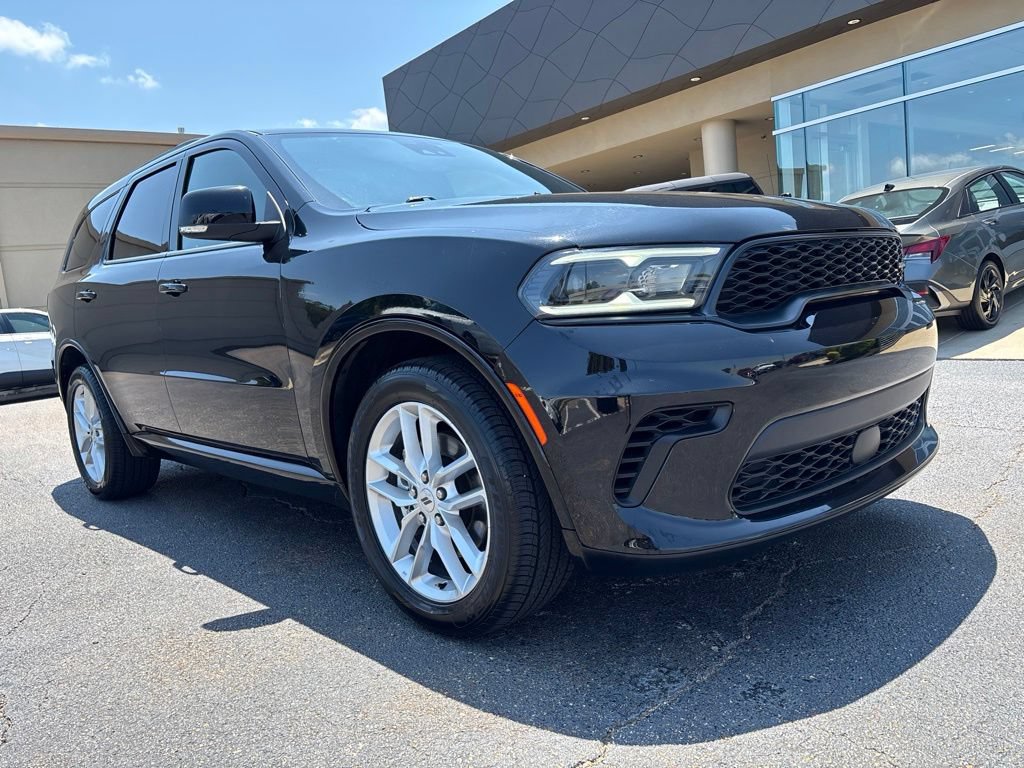 Used 2024 Dodge Durango GT RWD image 3