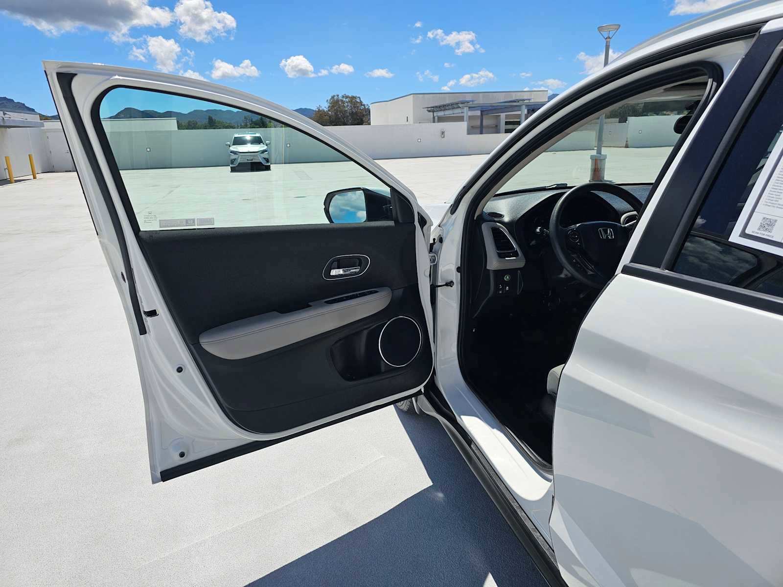Used 2019 Honda HR-V EX image 19