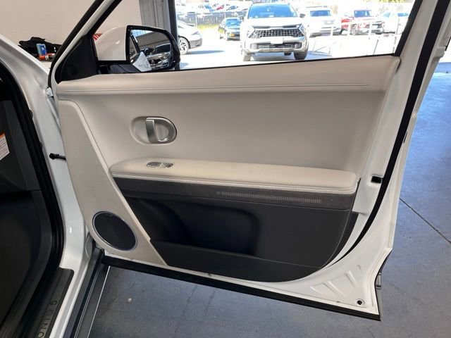Used 2024 Hyundai Ioniq 5 Limited RWD image 12