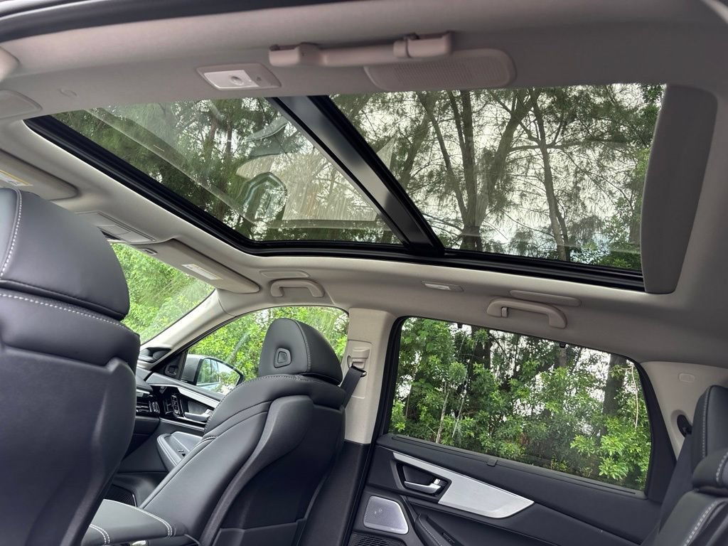 New 2026 Acura MDX w/ Technology Package FWD image 21