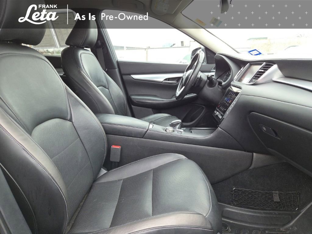 Used 2019 INFINITI QX50 Essential w/ Premium Heat Package image 29