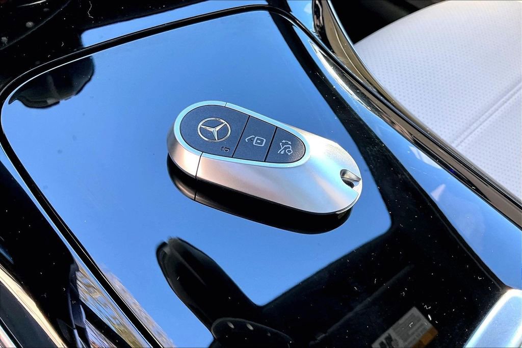 Certified 2022 Mercedes-Benz C 300 4MATIC Sedan image 10