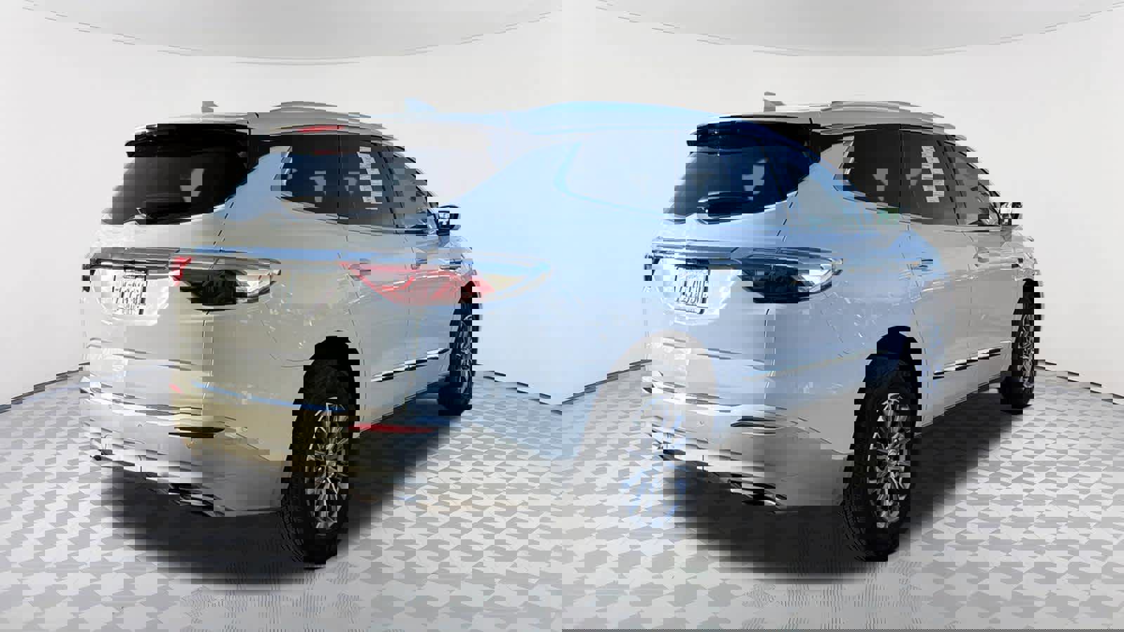 Used 2022 Buick Enclave Essence image 5