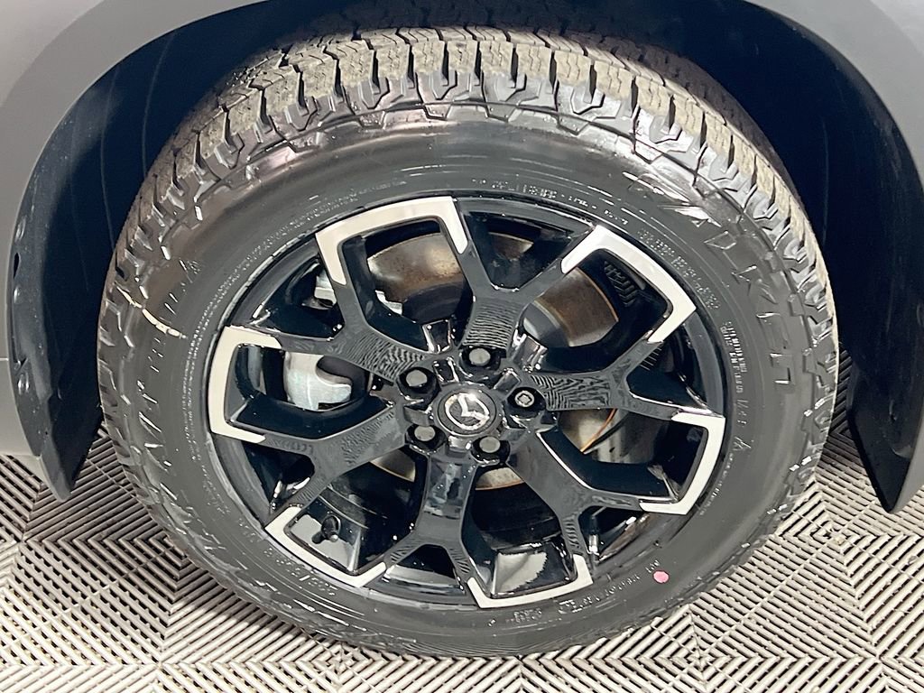 Used 2025 MAZDA CX-50 Meridian Edition w/ Apex Package image 24