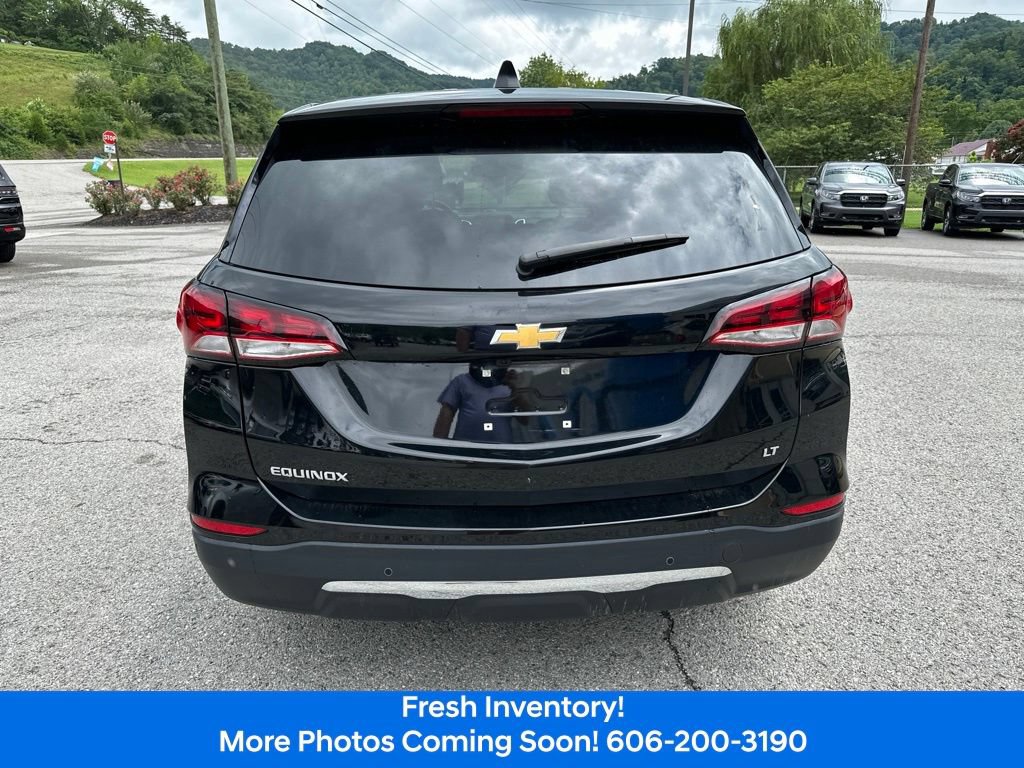 Used 2024 Chevrolet Equinox LT FWD image 4