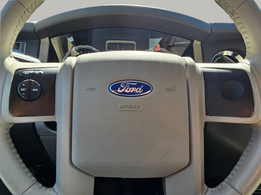 Used 2014 Ford Expedition EL XL image 3