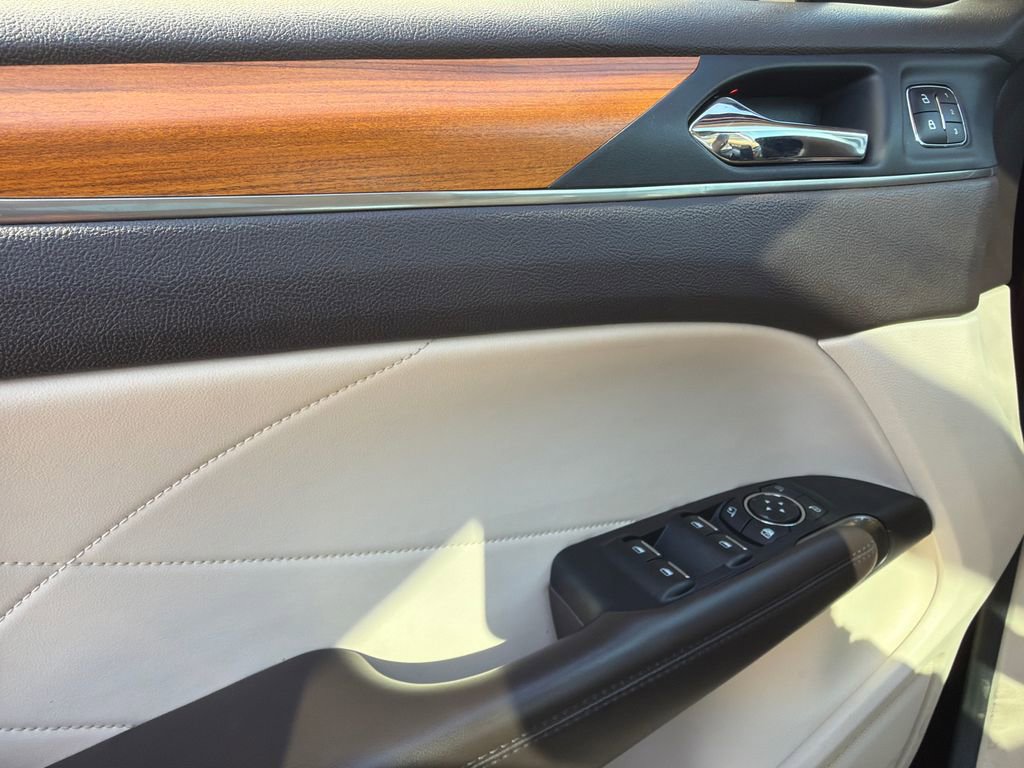 Used 2016 Lincoln MKC Reserve image 33