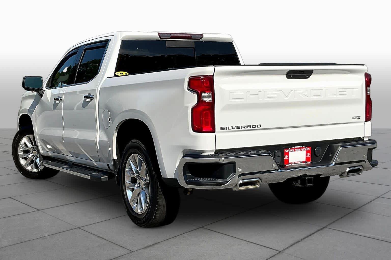 Used 2020 Chevrolet Silverado 1500 LTZ w/ LTZ Plus Package AWD/4WD image 12