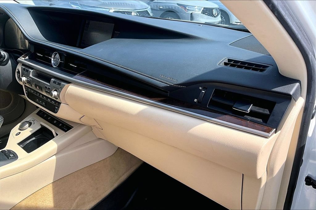 Used 2014 Lexus ES 350 FWD image 19